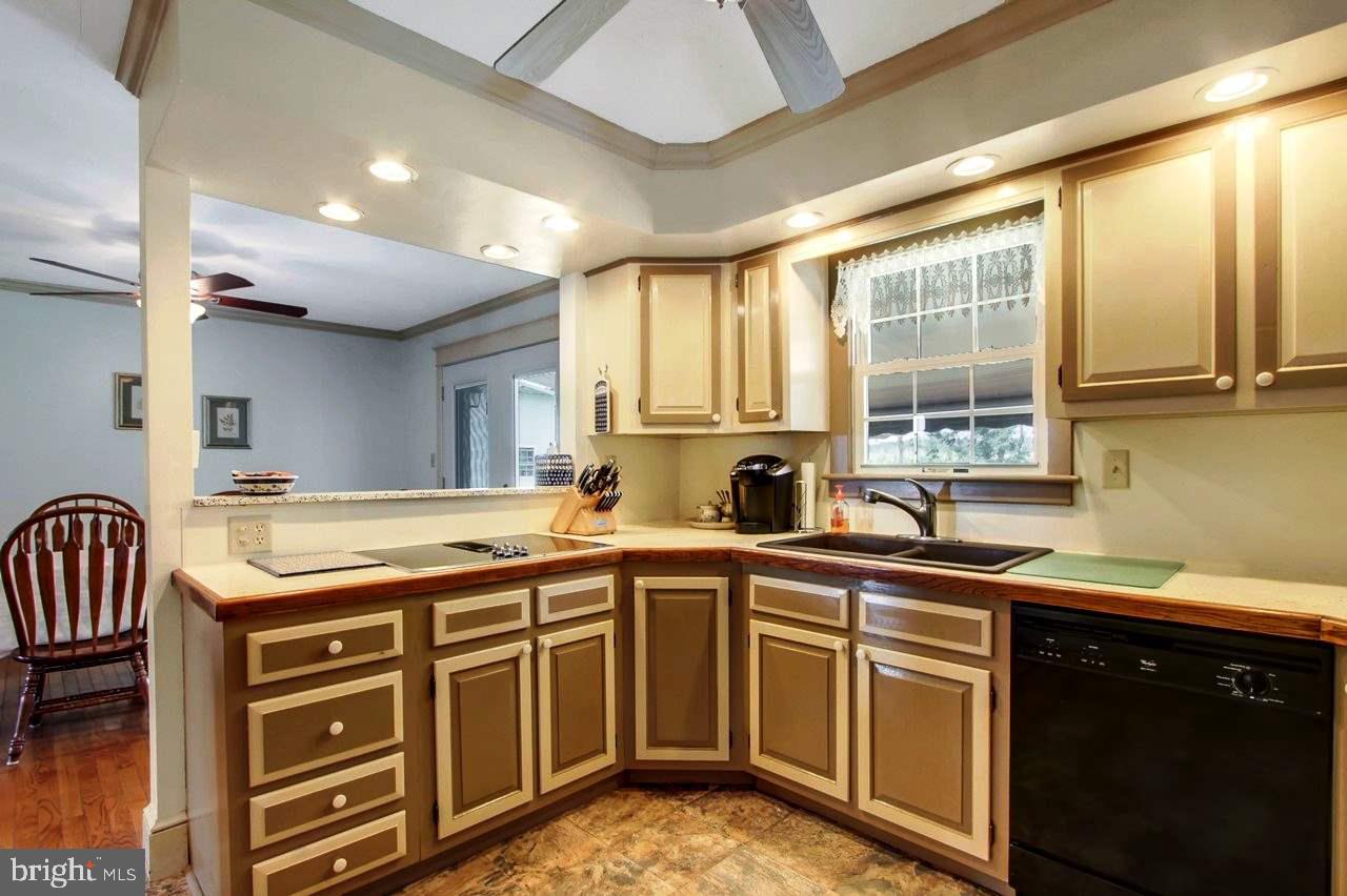 530 Rake Factory Road Biglerville, PA 17307 - Photo 6 of 25