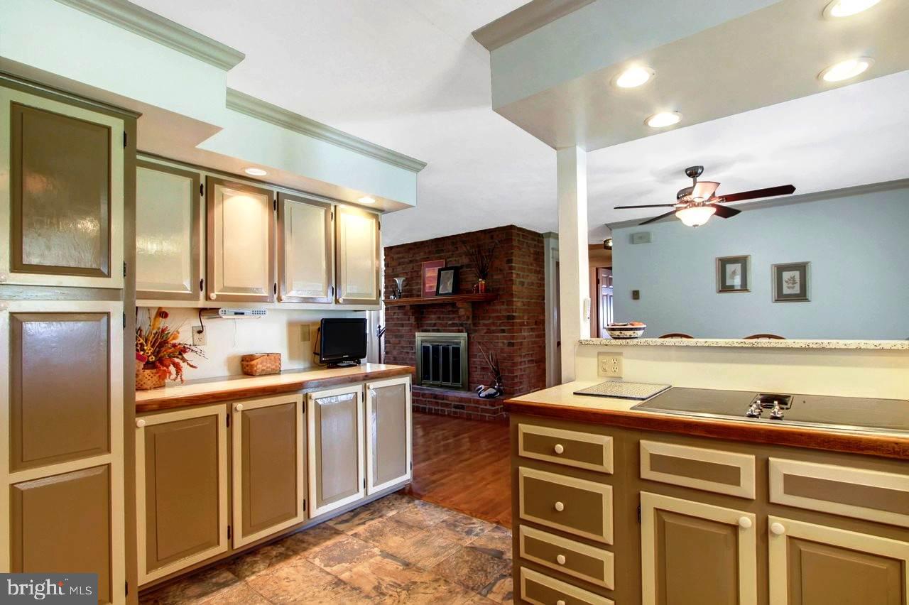530 Rake Factory Road Biglerville, PA 17307 - Photo 7 of 25