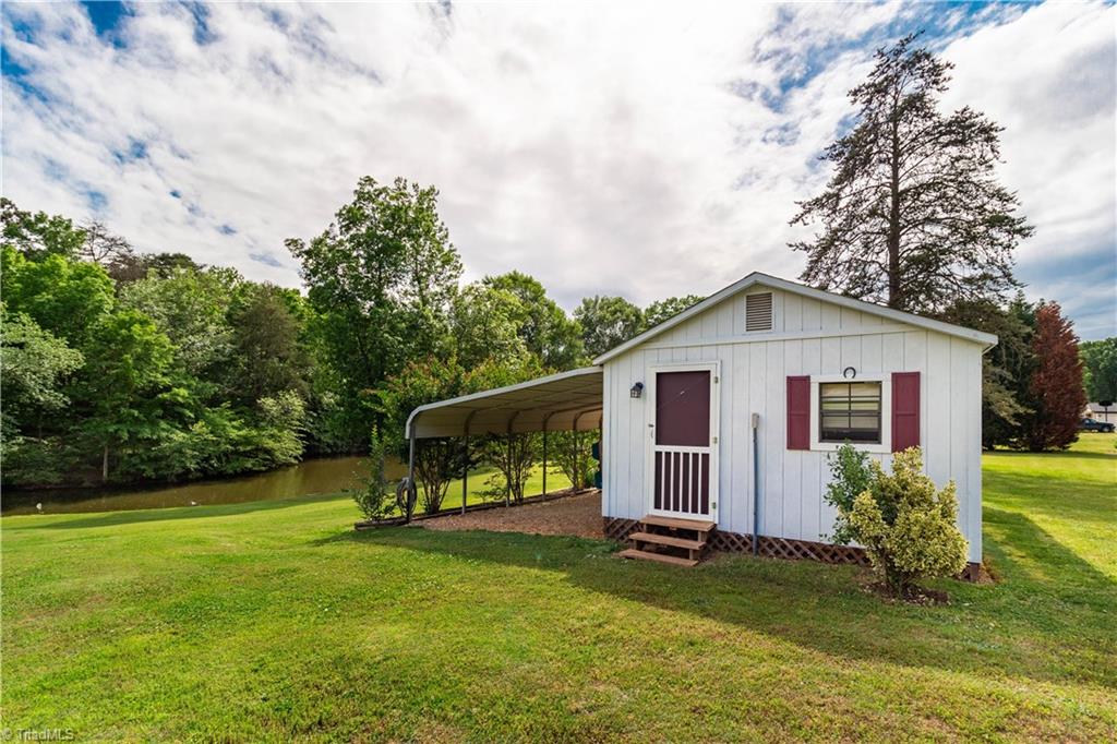 2492 Rockcrusher Road Lexington, NC 27292 - Photo 25 of 30 Gallery Image 25