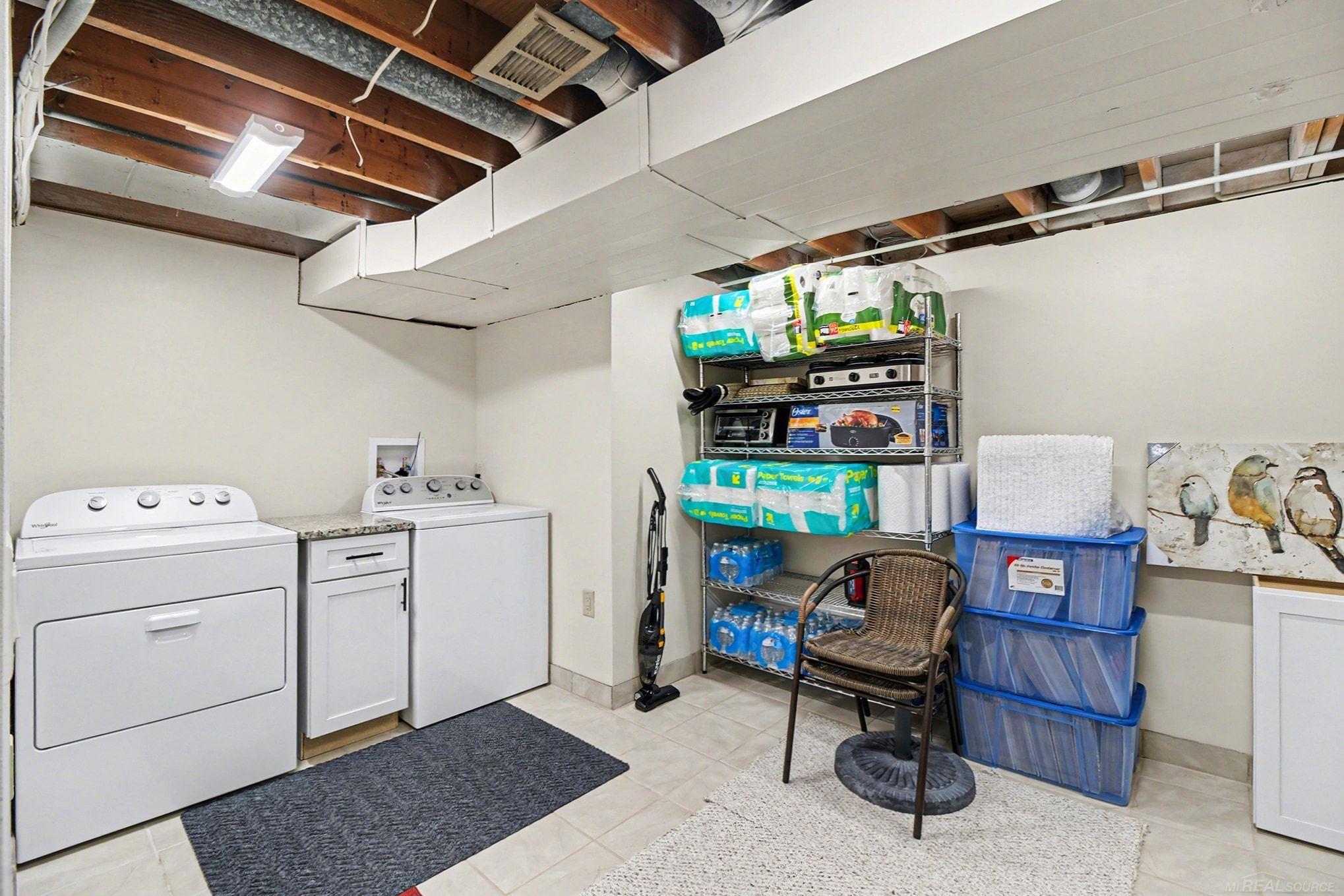 968 Trombley Road Troy, MI 48083 - Photo 20 of 26 50199274-95a6fe4d-3ba3-4e4b-bcb3-c48a8ec3a36d.JPG