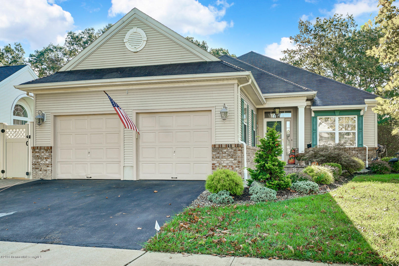 72 Drayton Road Manchester Township, NJ 08759 - Photo 2 of 44 371ae663-0623-413b-9e15-302486cd3a7e