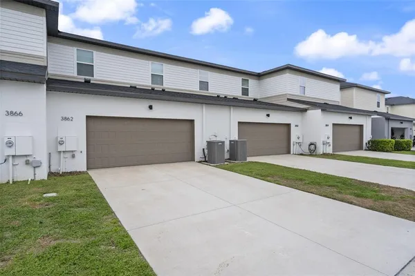 $1,950 | 3862 Knotty Pne Street, St. Cloud, FL 34772