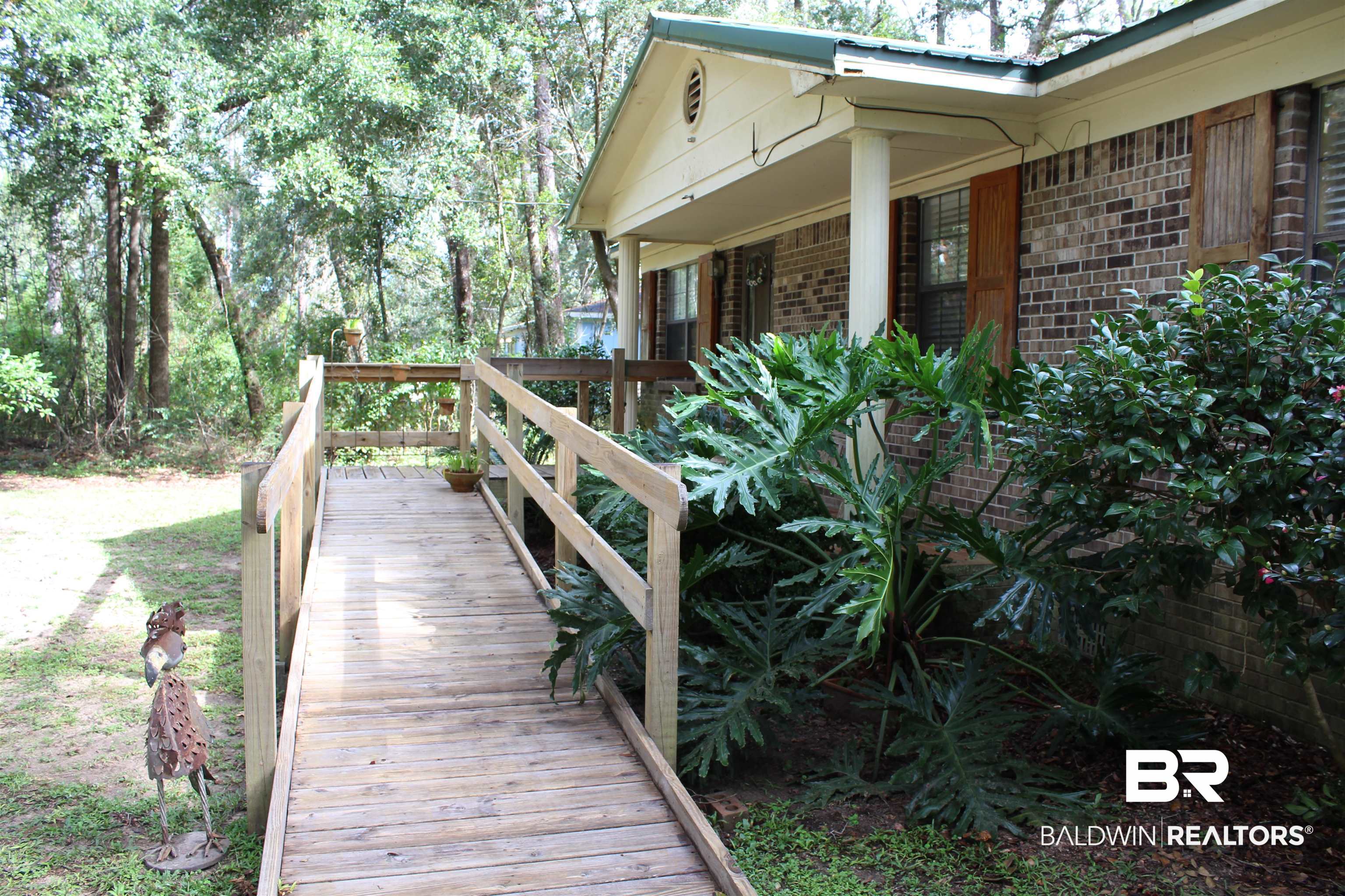 10410 Longview Drive Foley, AL 36535 - Photo 14 of 15 Wheelchair Ramp