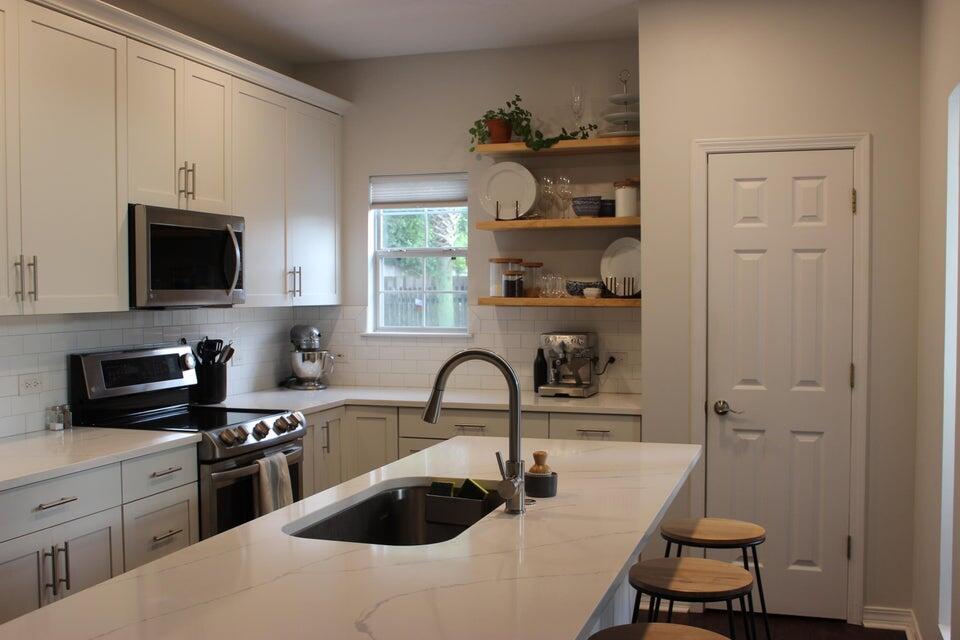 1951 Waterford Ridge Road Fort Walton Beach, FL 32547 - Photo 6 of 27 20241002021518114407000000-o