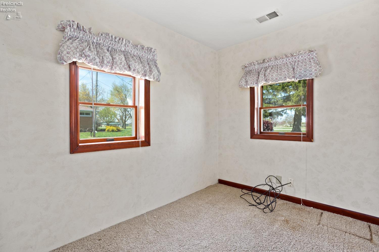 1212 West Bogart Road Sandusky, OH 44870 - Photo 20 of 34 Gallery Image 20