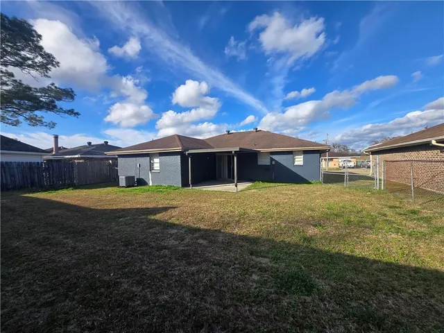 $1,800 | 5416 Tusa Drive, Marrero, LA 70072