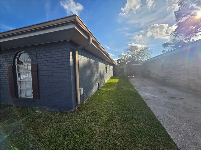 $1,800 | 5416 Tusa Drive, Marrero, LA 70072