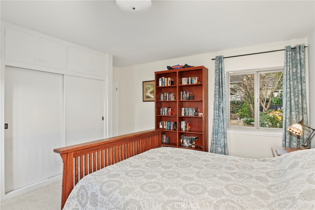 2064 Oak Valley Road Glendale, CA 91208 - Photo 28 of 57