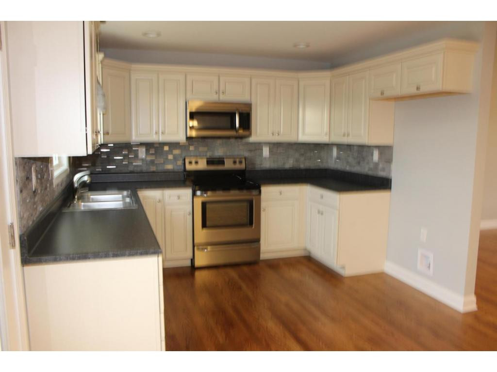 151 Fox Ridge Drive Mount Carmel, TN 37645 - Photo 13 of 24 Kitchen