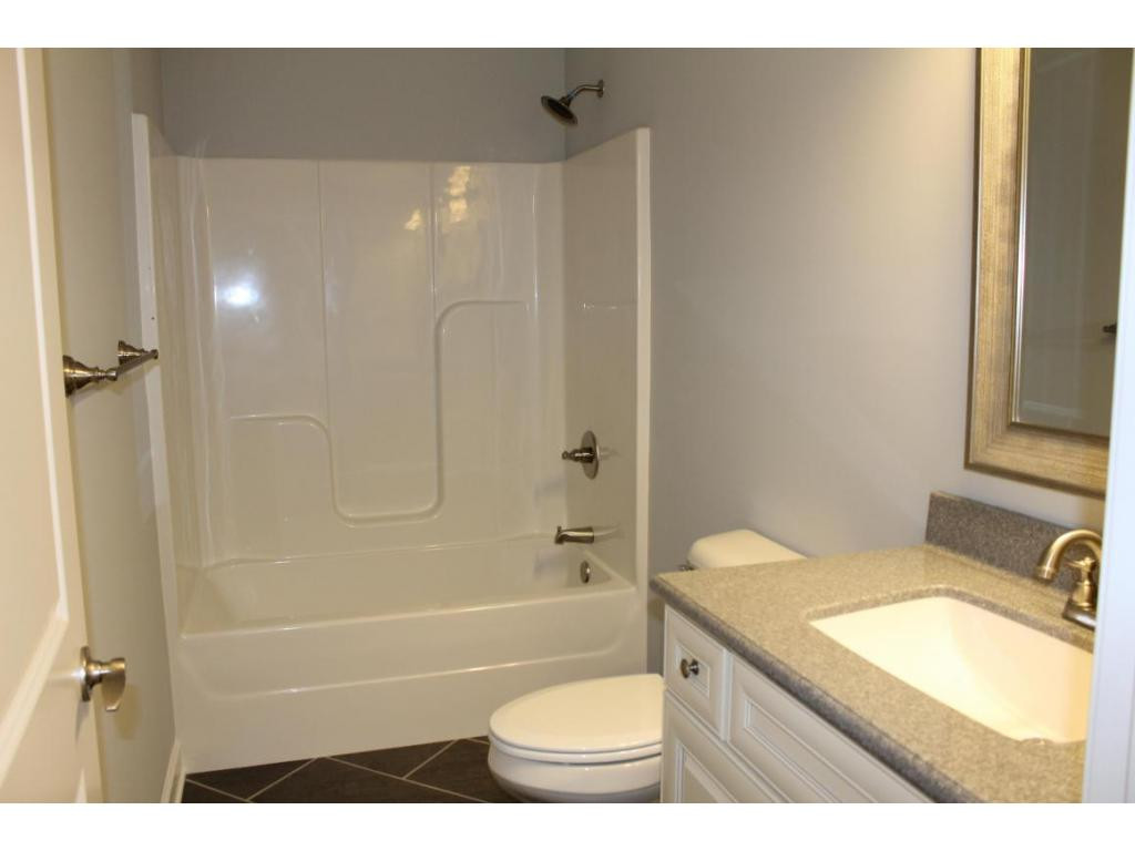 151 Fox Ridge Drive Mount Carmel, TN 37645 - Photo 20 of 24 Full Bath