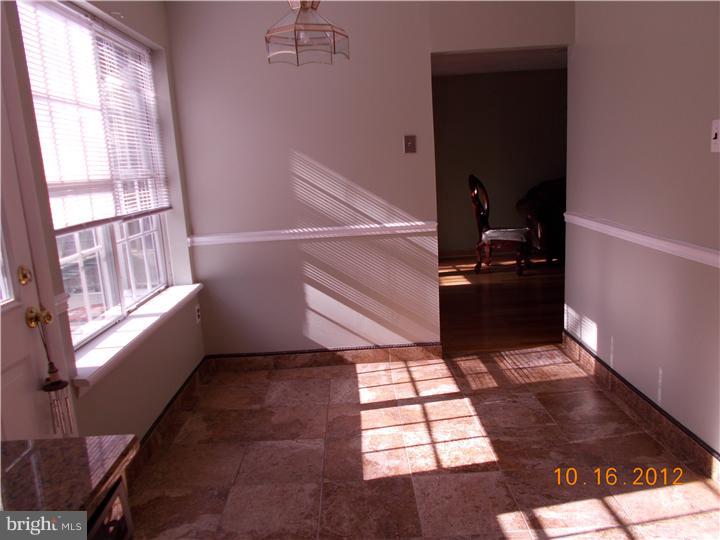12 Buttonwood Road Voorhees, NJ 08043 - Photo 6 of 17 Kitchen