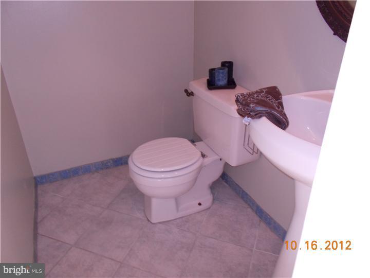 12 Buttonwood Road Voorhees, NJ 08043 - Photo 7 of 17 Bathroom