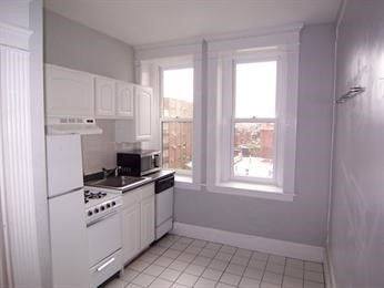 8 Garrison Street, Unit 606 Boston, MA 02116 - Photo 2 of 5