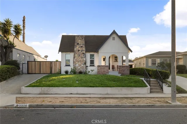 $949,000 | 2228 West 78th Street, Inglewood, CA 90305