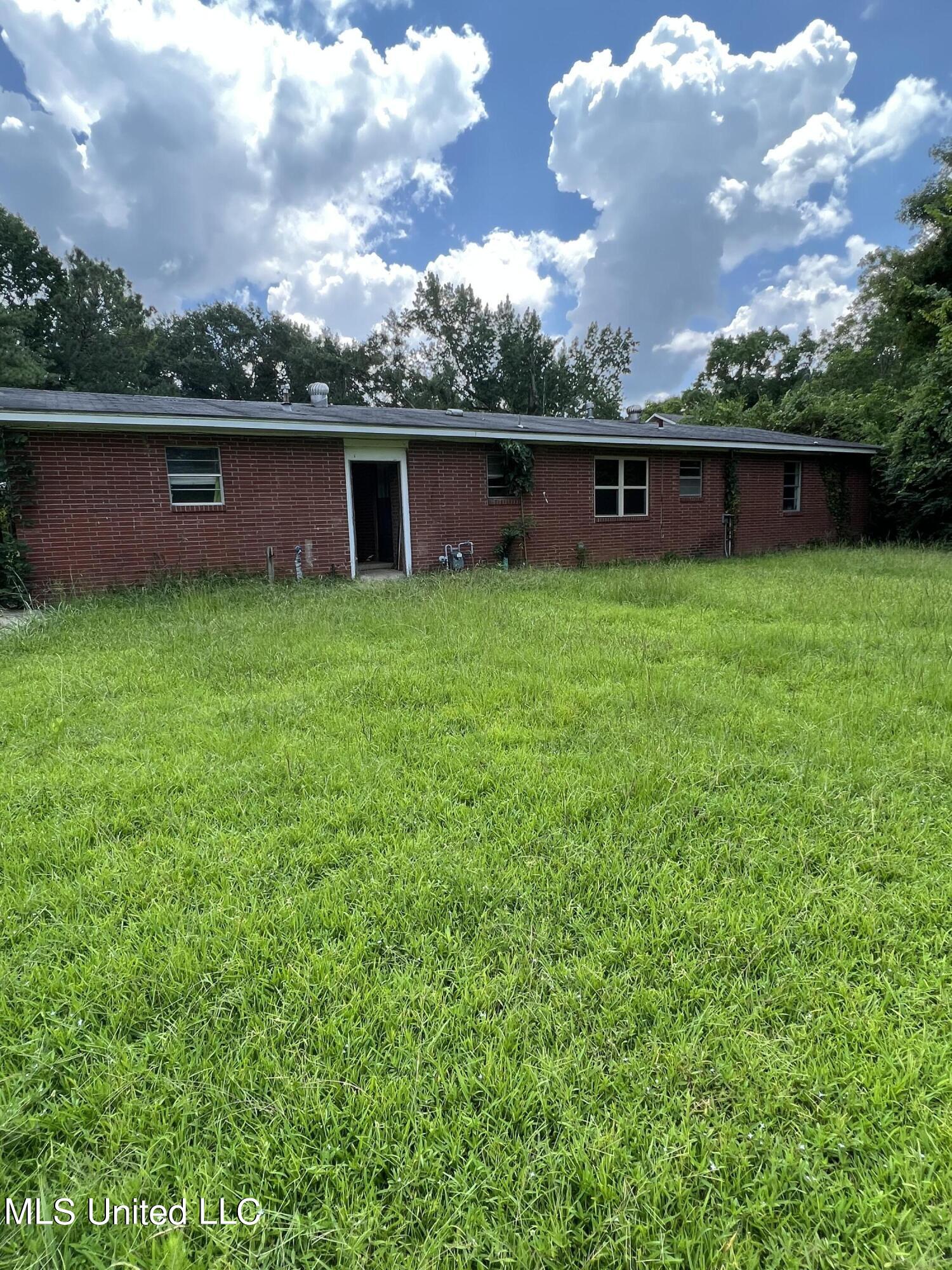 259 Camp Road Carthage, MS 39051 - Photo 15 of 16 IMG_5303