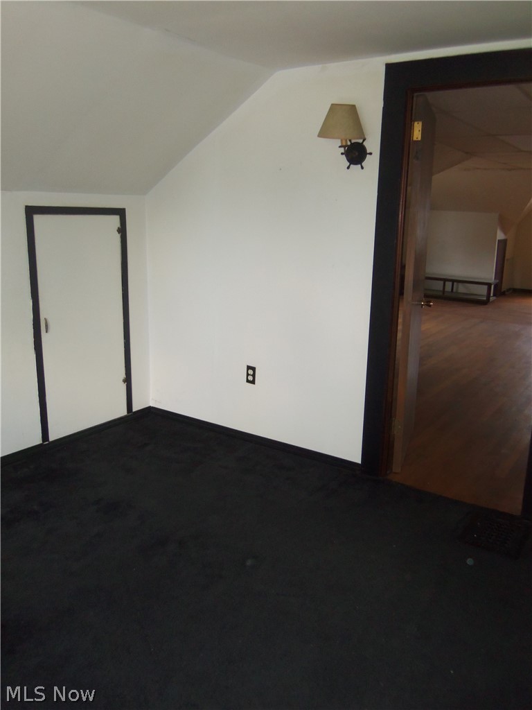 12709 Grannis Road Cleveland, OH 44125 - Photo 25 of 35 Gallery Image 25