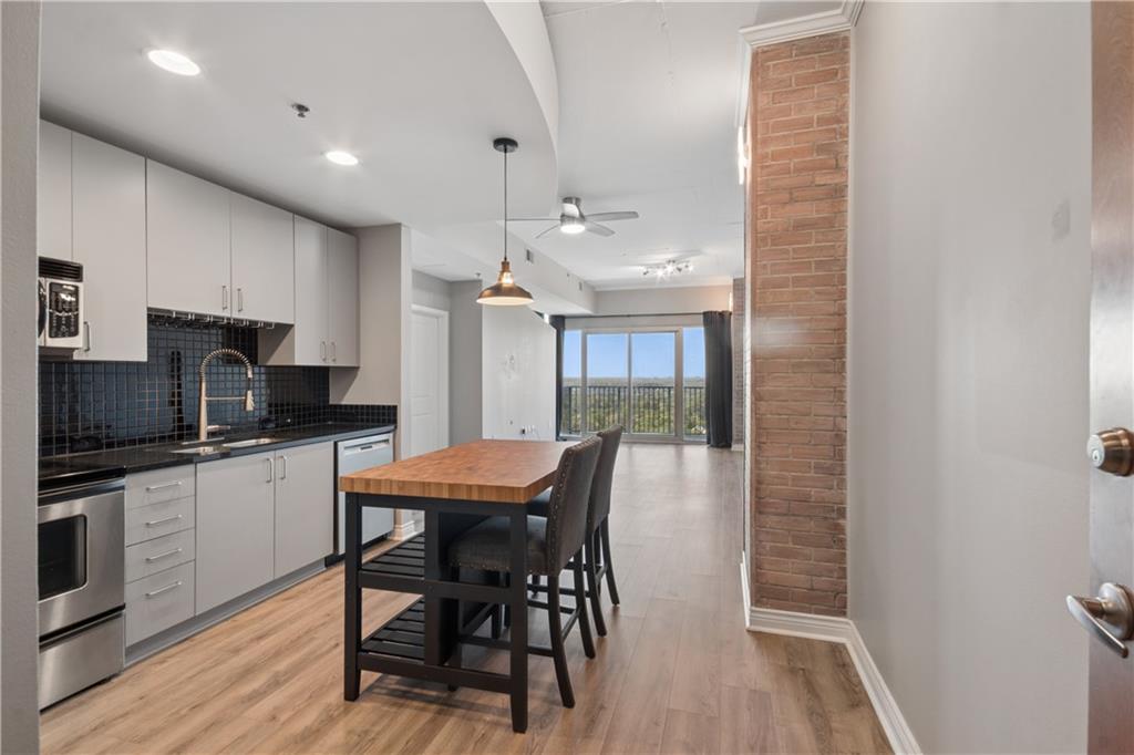 250 Pharr Road Northeast, Unit 1716 Atlanta, GA 30305 - Photo 4 of 60