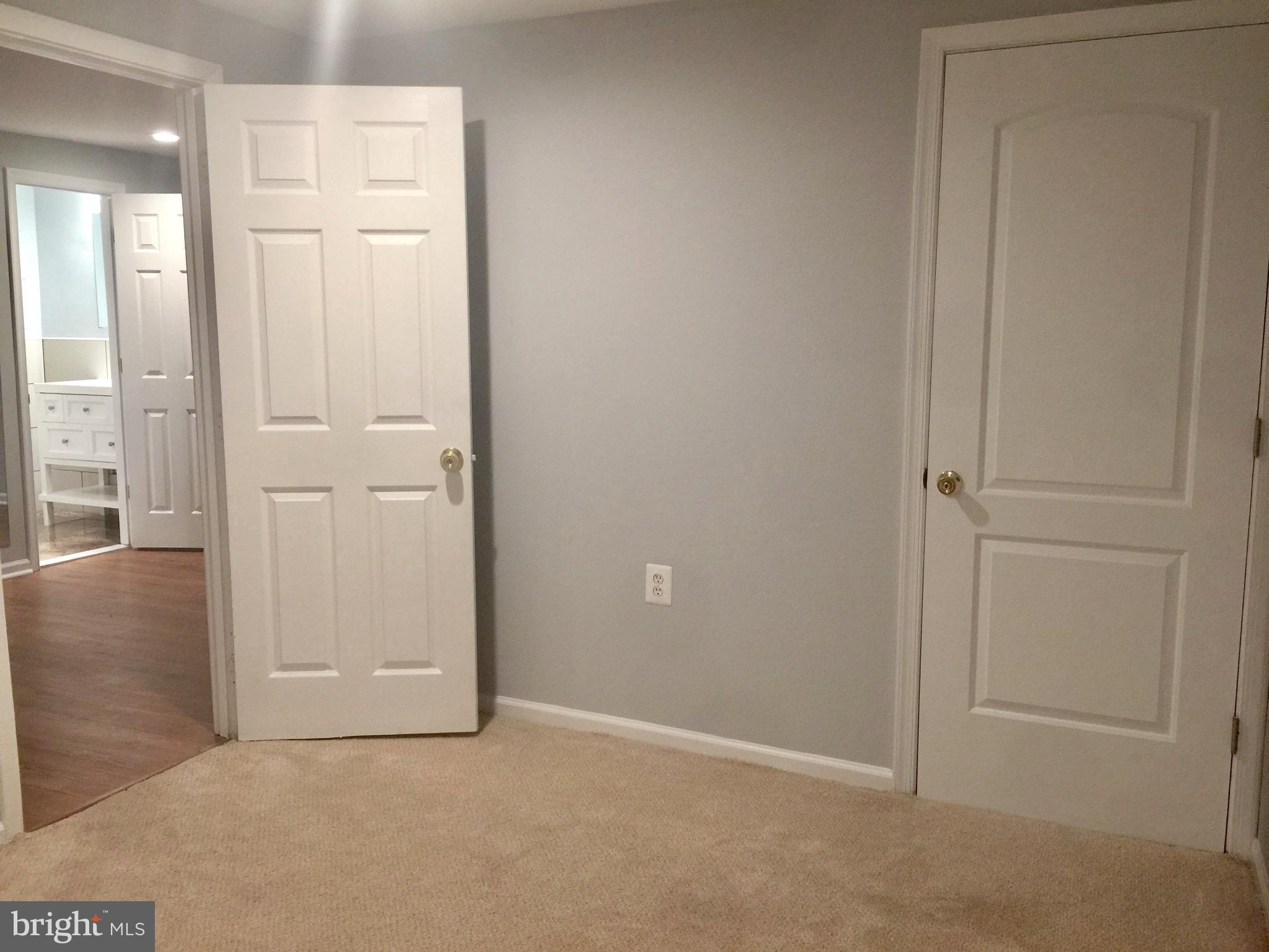 10295 Ridgeline Drive Gaithersburg, MD 20886 - Photo 29 of 36