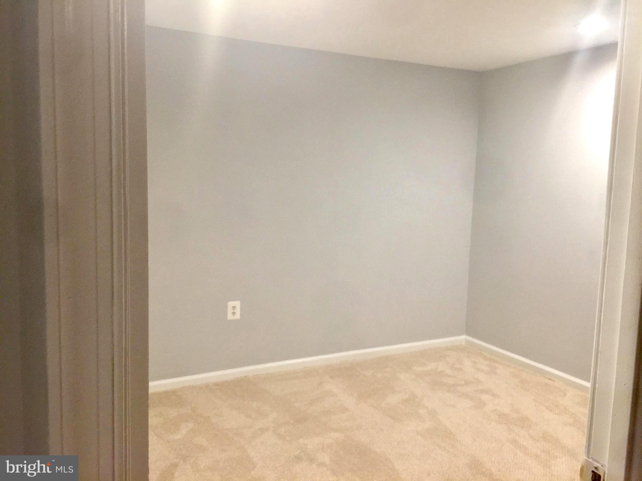 10295 Ridgeline Drive Gaithersburg, MD 20886 - Photo 30 of 36