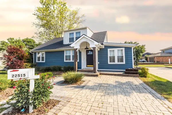 $4,600 | 22515 East 10 Mile Road, St. Clair Shores, MI 48080