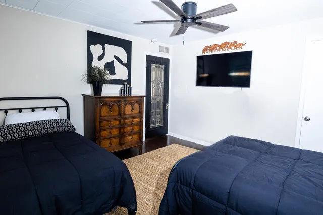 $4,600 | 22515 East 10 Mile Road, St. Clair Shores, MI 48080