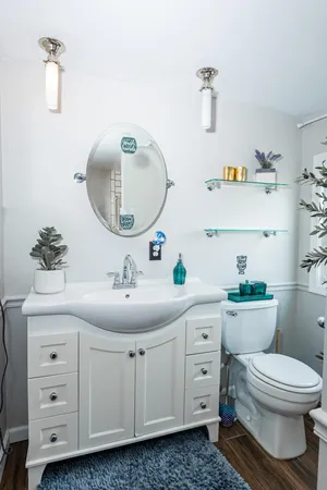 $4,600 | 22515 East 10 Mile Road, St. Clair Shores, MI 48080