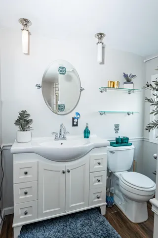 $4,600 | 22515 East 10 Mile Road, St. Clair Shores, MI 48080