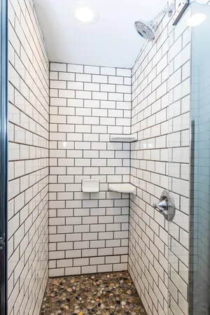 $4,600 | 22515 East 10 Mile Road, St. Clair Shores, MI 48080