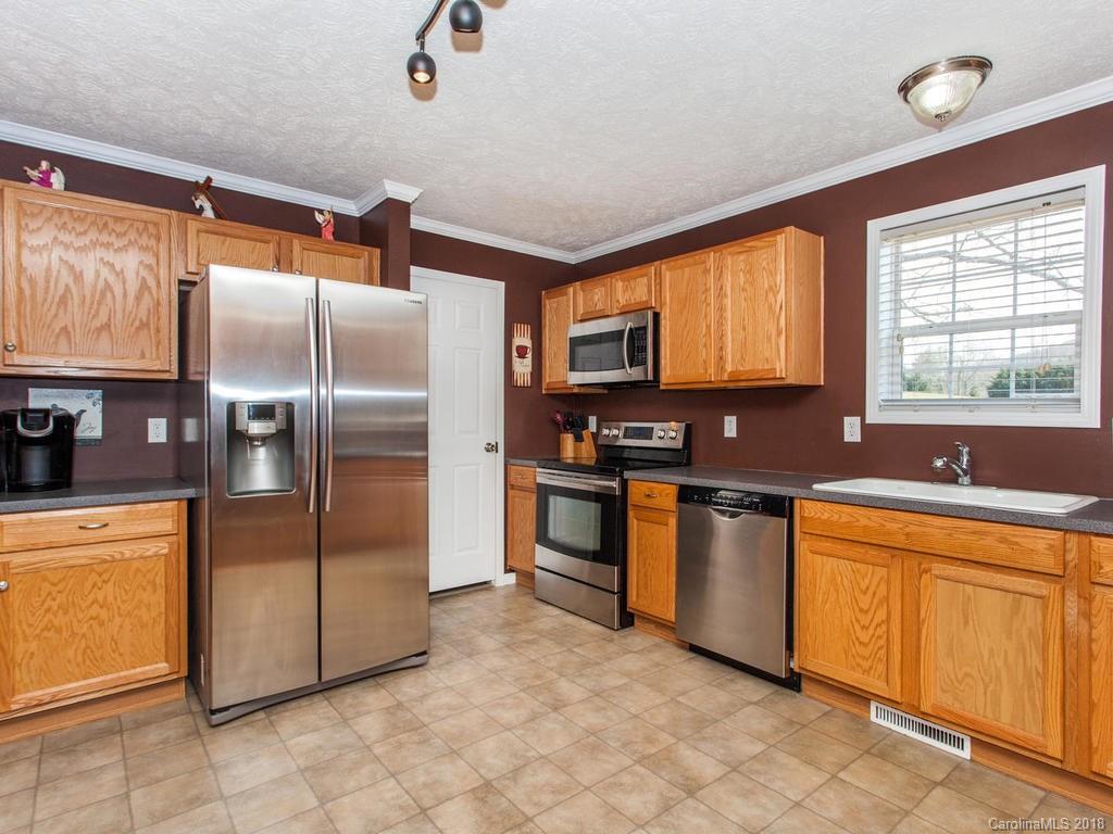 80 Maynard Road Candler, NC 28715 - Photo 3 of 23 Gallery Image 3