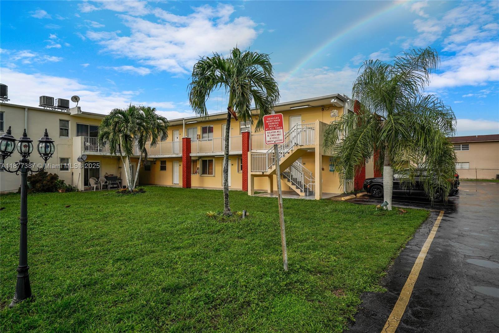 1255 West 49th Place, Unit H202 Hialeah, FL 33012 - Photo 17 of 47