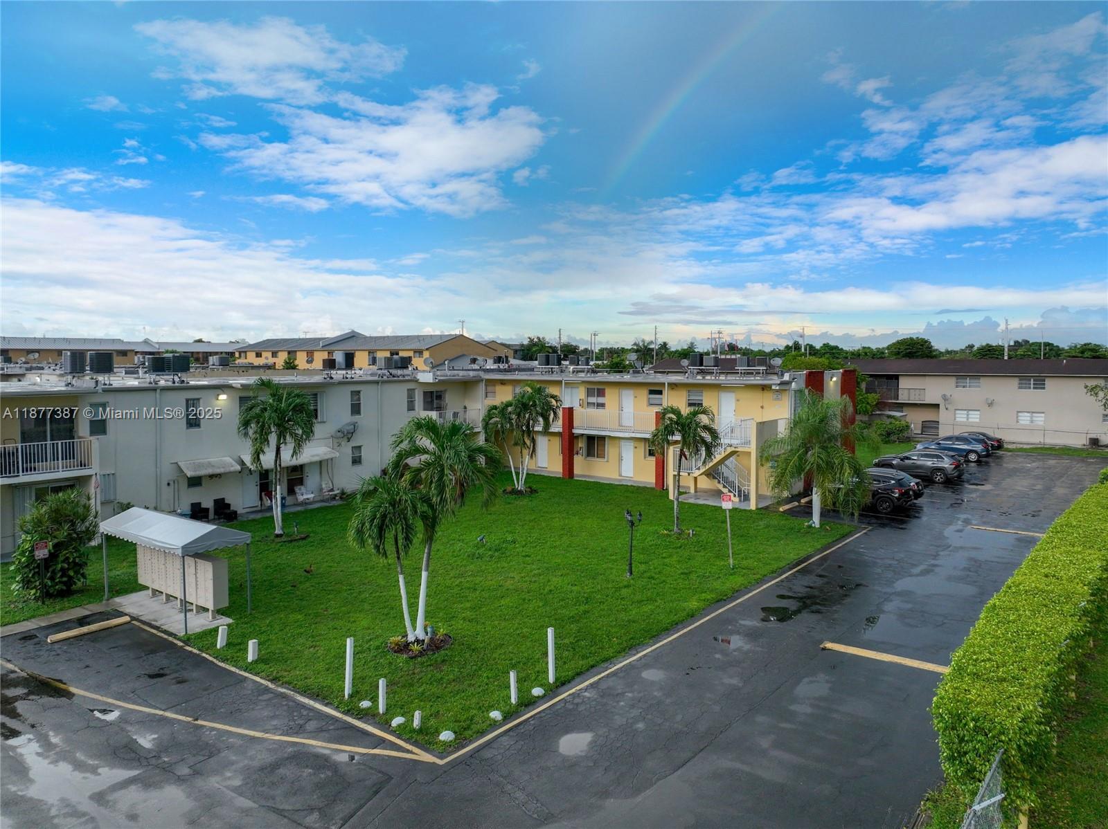 1255 West 49th Place, Unit H202 Hialeah, FL 33012 - Photo 24 of 47