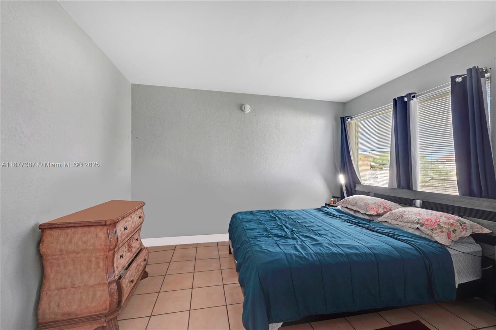 1255 West 49th Place, Unit H202 Hialeah, FL 33012 - Photo 4 of 47