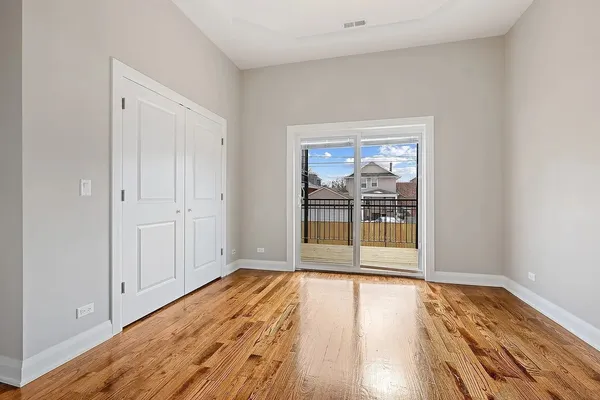 $2,700 | 5955 West Superior Street, Unit 2, Chicago, IL 60644