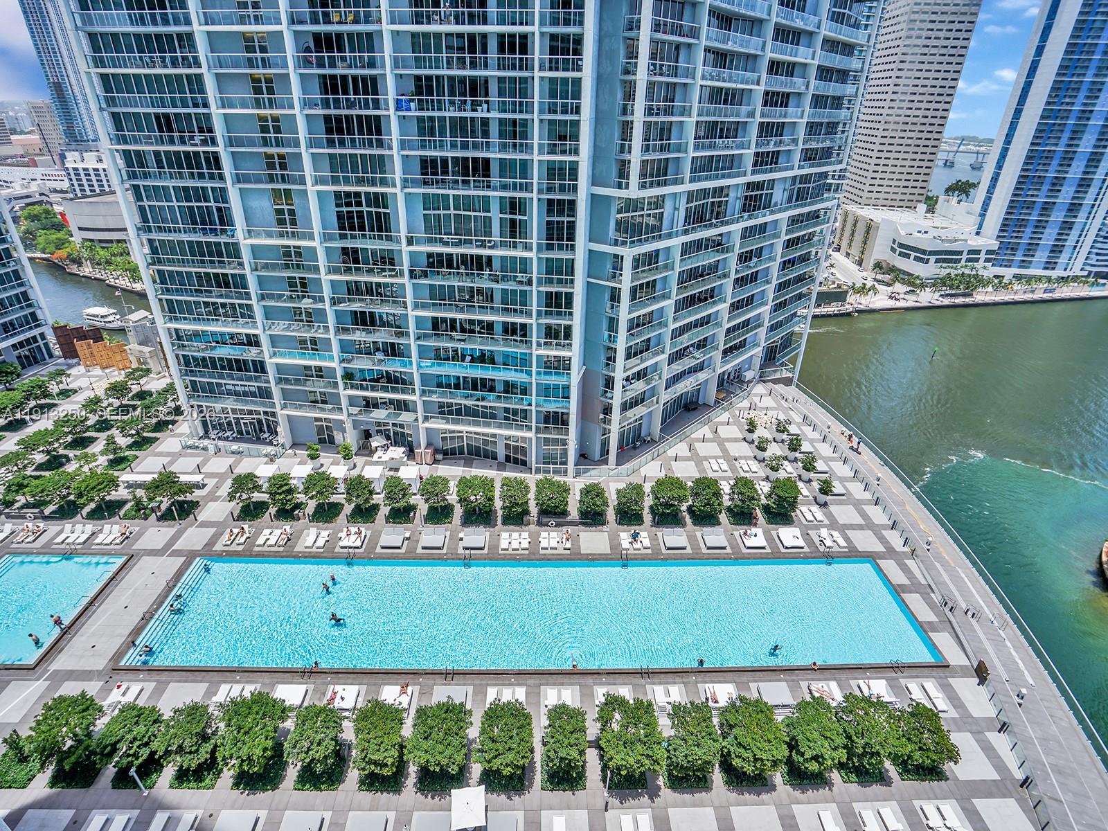 495 Brickell Avenue, Unit 2504 Miami, FL 33131 - Photo 23 of 28 a view of a tennis court