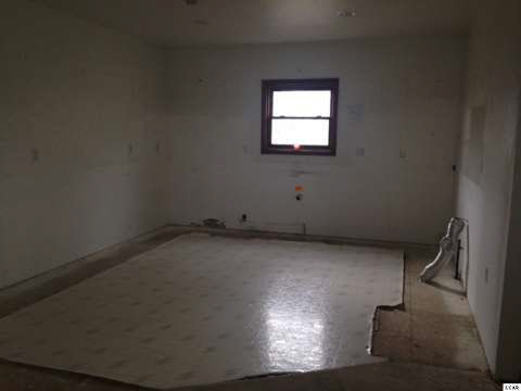 6071 Dimmers Road Camden, MI 49232 - Photo 13 of 22 20388005-12.JPG