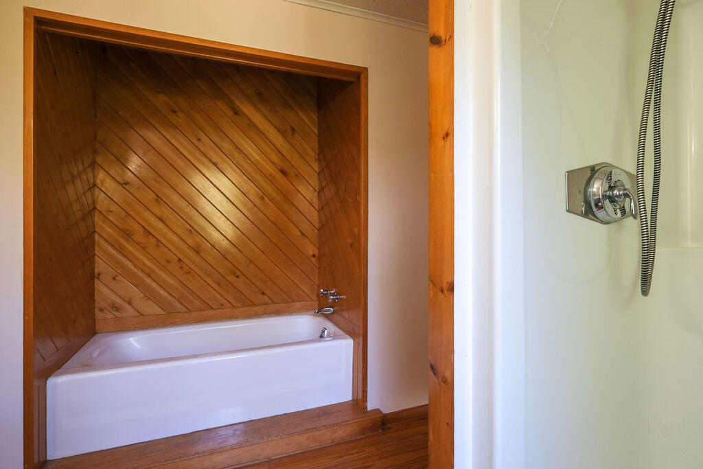 263 Eggemoggin Road Deer Isle, ME 04650 - Photo 37 of 59 LaRoccaLane-32
