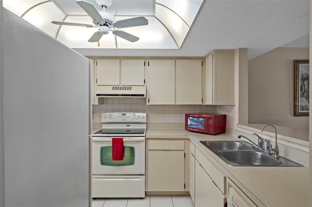 8211 Brent Street, Unit 844 Port Richey, FL 34668 - Photo 16 of 58