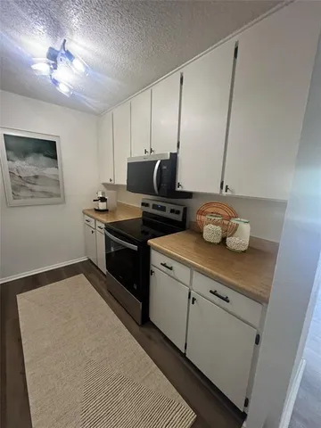 $1,285 | 4639 Williams Road, Unit 219, Benbrook, TX 76116