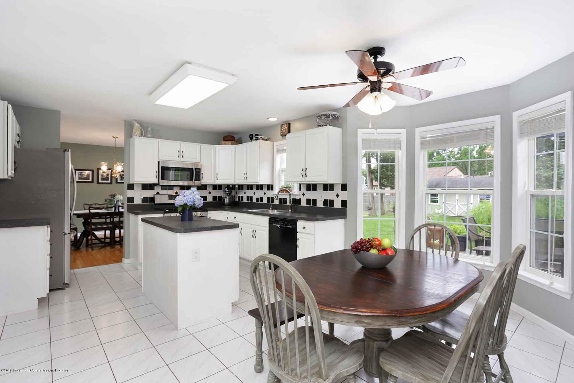 186 Friendship Road Howell, NJ 07731 - Photo 6 of 29 IMG_8081