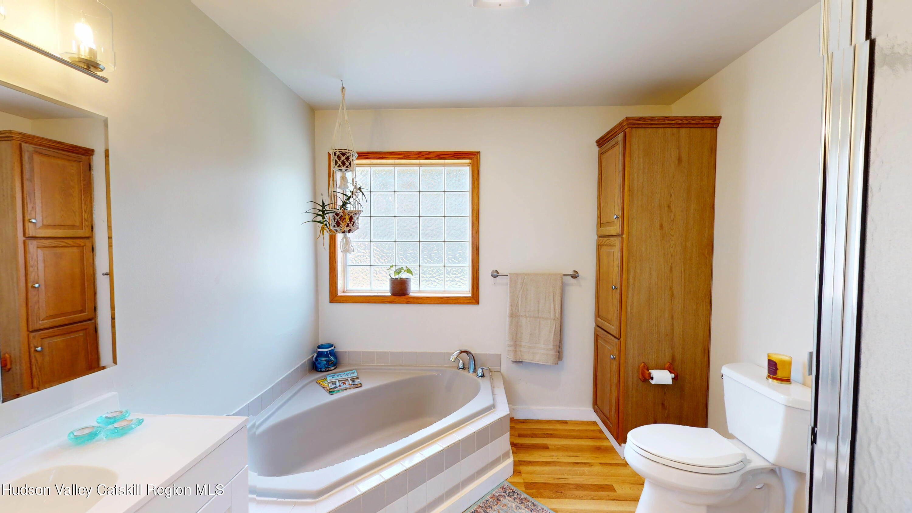 175 Jordan Road Coxsackie, NY 12051 - Photo 14 of 32 a bathroom with a sink and a tub