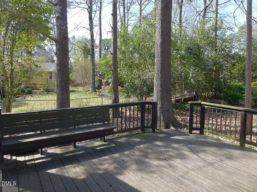 424 Ridgefield Road Chapel Hill, NC 27517 - Photo 19 of 23 Deck
