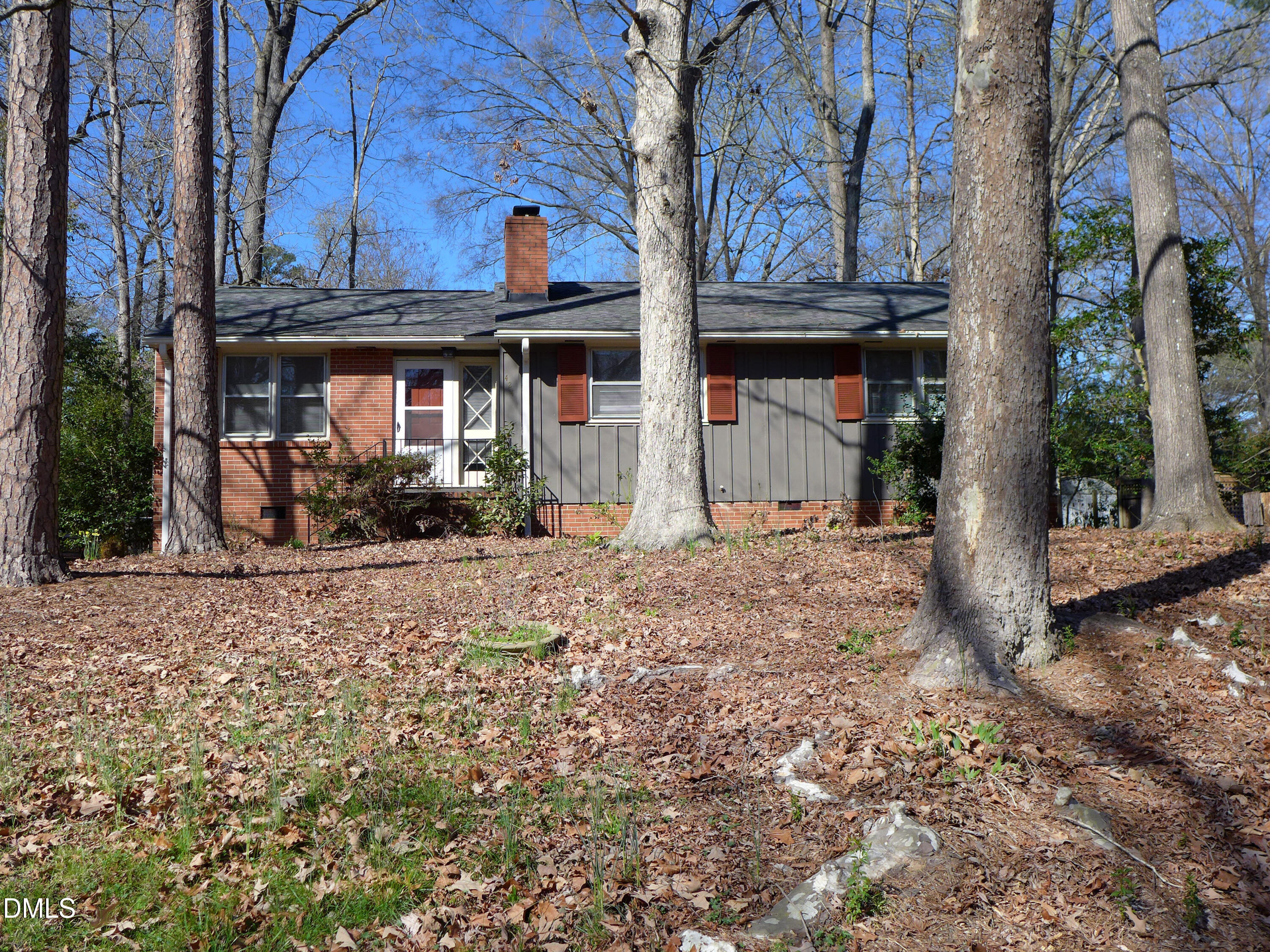 424 Ridgefield Road Chapel Hill, NC 27517 - Photo 2 of 23 424 Ridgefield