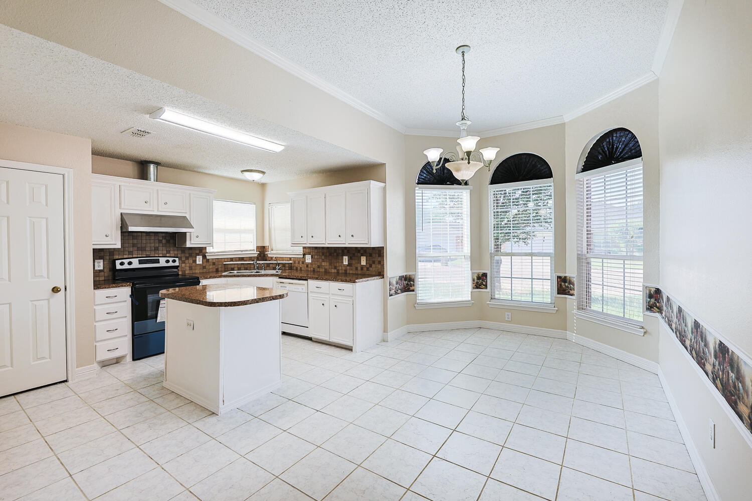 6526 7th Street Lubbock, TX 79416 - Photo 18 of 67 6526 7th-10