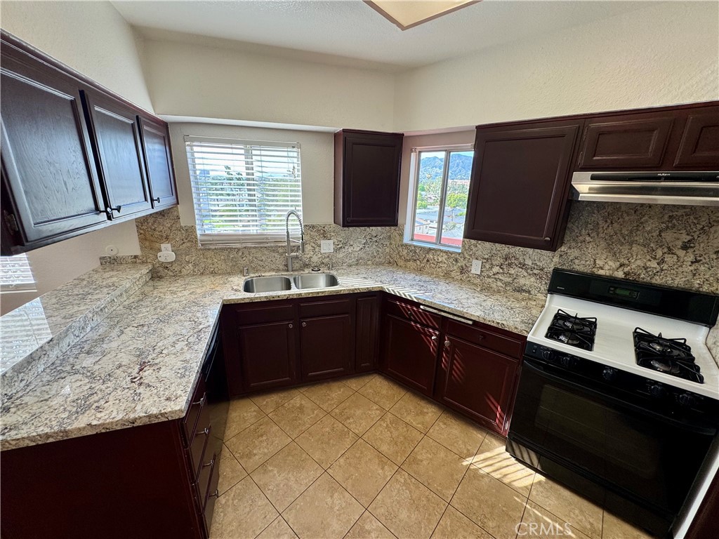1523 East Windsor Road, Unit 105B Glendale, CA 91205 - Photo 7 of 34