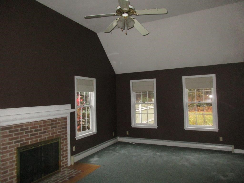 30 Old Farm Road Salem, NH 03079 - Photo 5 of 11