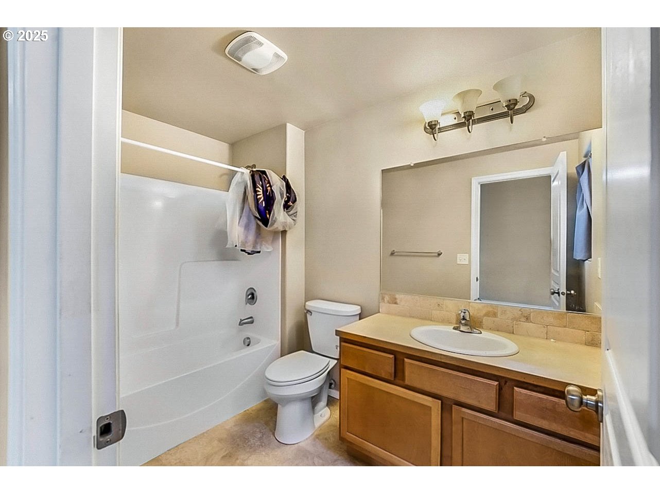 1267 Riverfront Way Cottage Grove, OR 97424 - Photo 22 of 25 Gallery Image 22