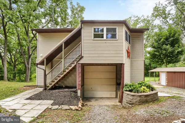 $275,000 | 105 Elk Drive, Carlisle, PA 17015
