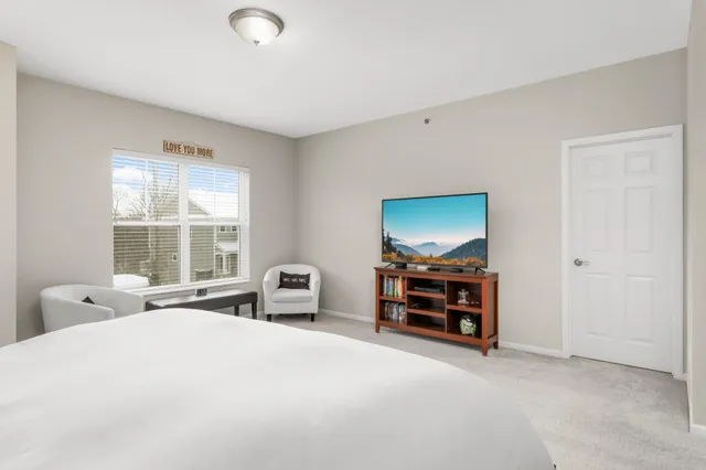 $475,000 | 17710 Valley Cove Court, Wayzata, MN 55391