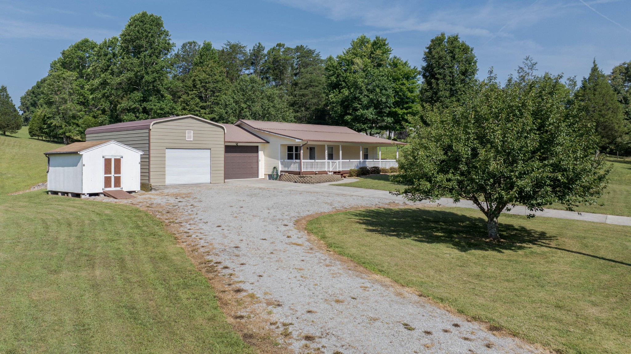 446 Upper Clear Creek Road Spring City, TN 37381 - Photo 3 of 36