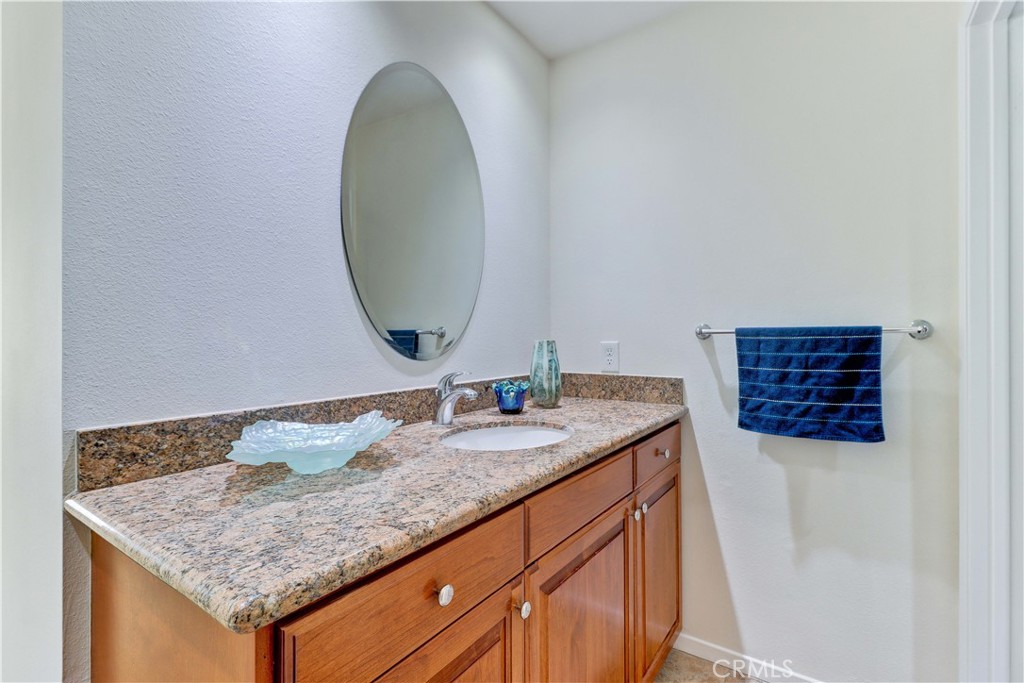 266 Lemon Grove Irvine, CA 92618 - Photo 20 of 55 Primary bath 1